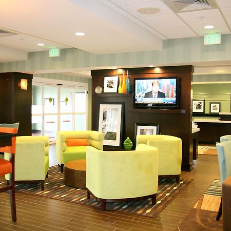 Hampton Inn Anderson/Alliance Business Park Интерьер фото