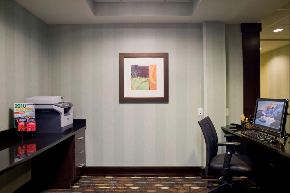 Hampton Inn Anderson/Alliance Business Park Экстерьер фото