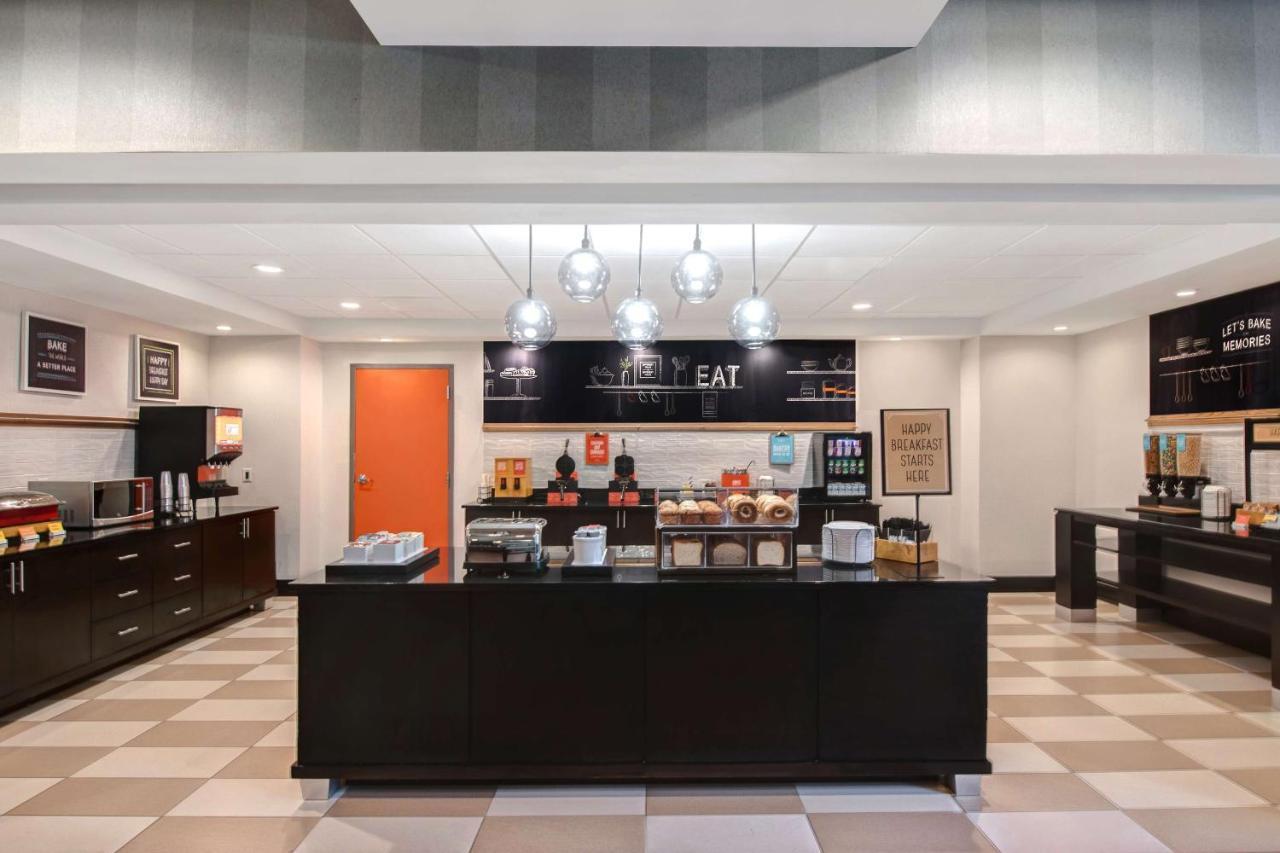 Hampton Inn Anderson/Alliance Business Park Экстерьер фото