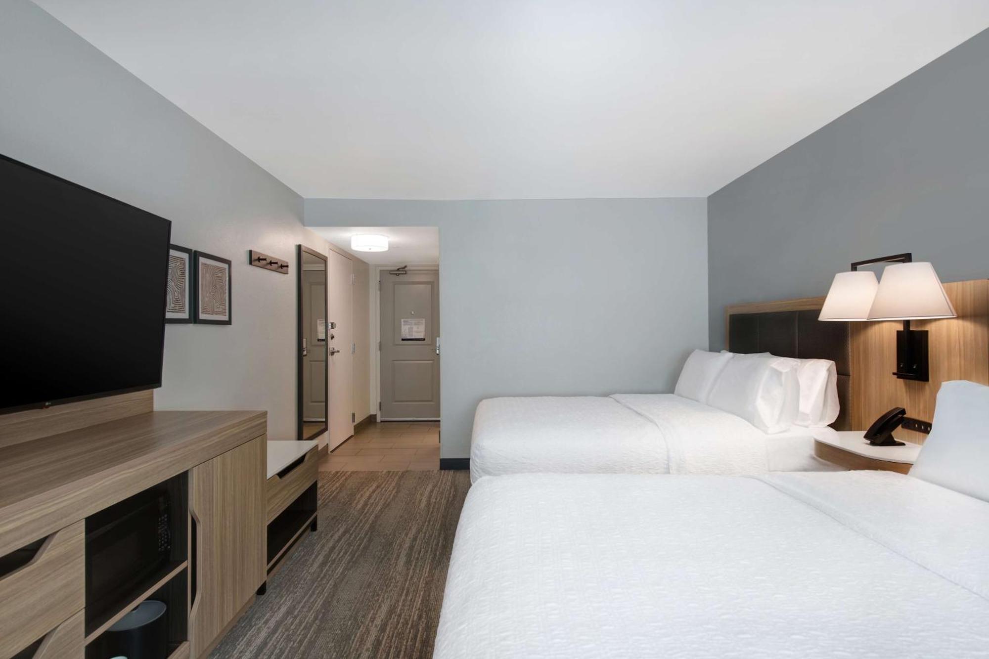 Hampton Inn Anderson/Alliance Business Park Экстерьер фото