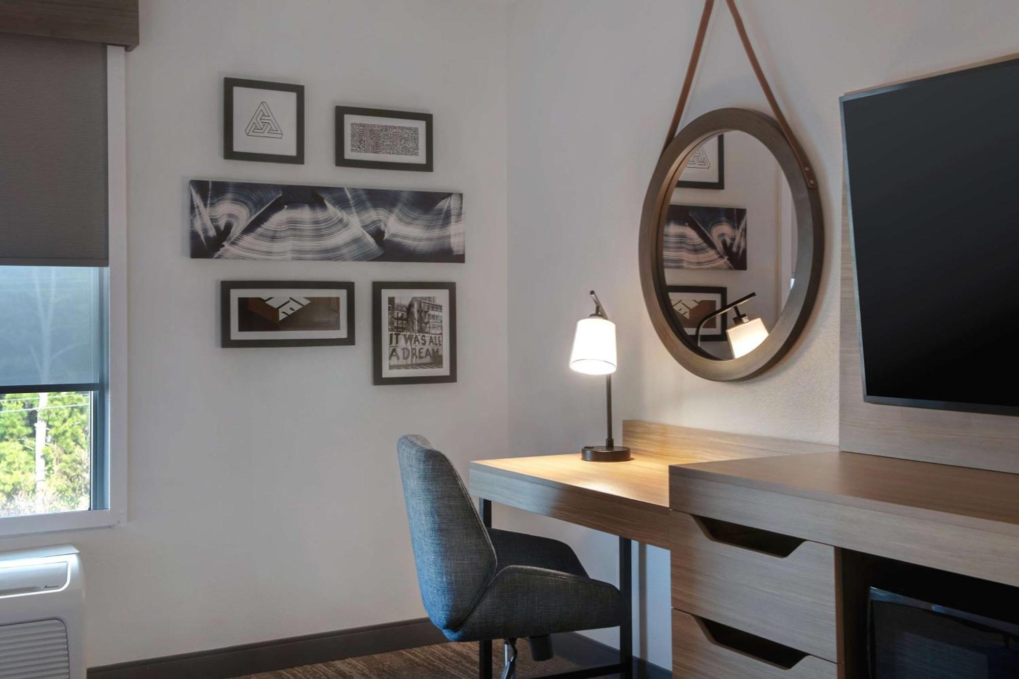 Hampton Inn Anderson/Alliance Business Park Экстерьер фото