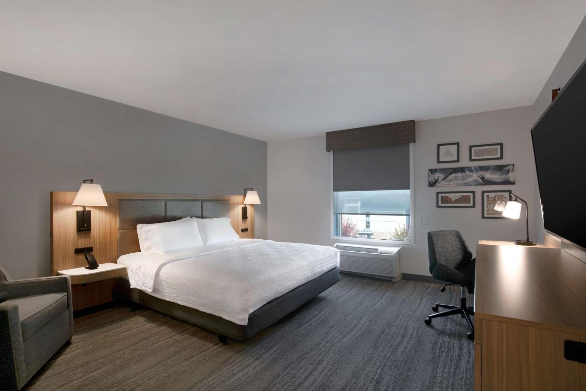 Hampton Inn Anderson/Alliance Business Park Экстерьер фото