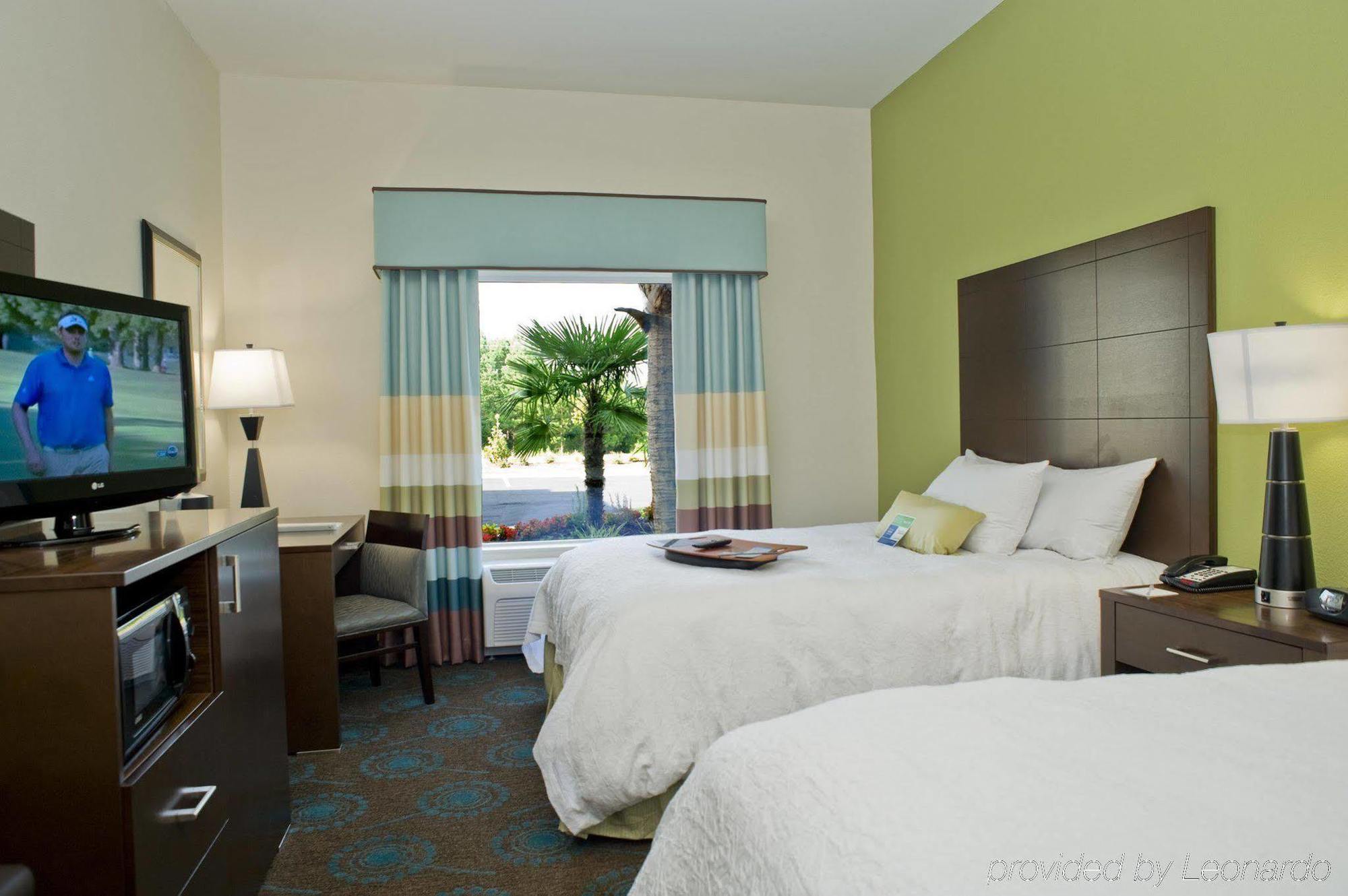 Hampton Inn Anderson/Alliance Business Park Номер фото